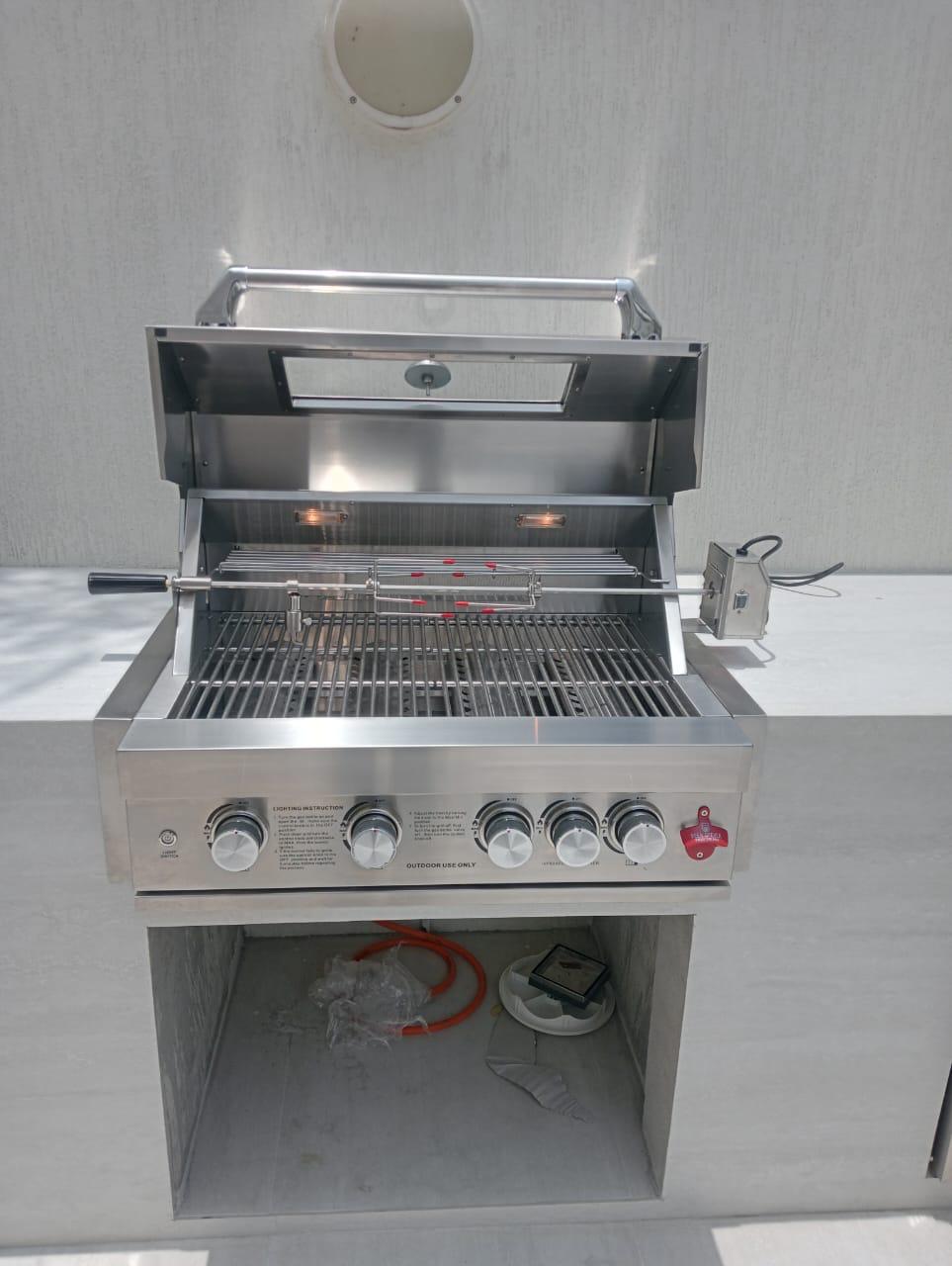 Built-in Rotisserie Grill